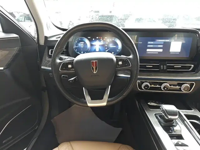 Hongqi HS5 — Фото автомобиля 10