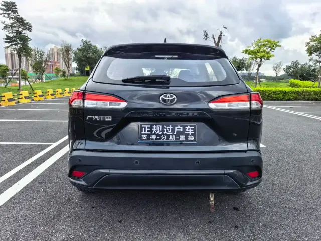 Toyota Frontlander — Фото автомобиля 23