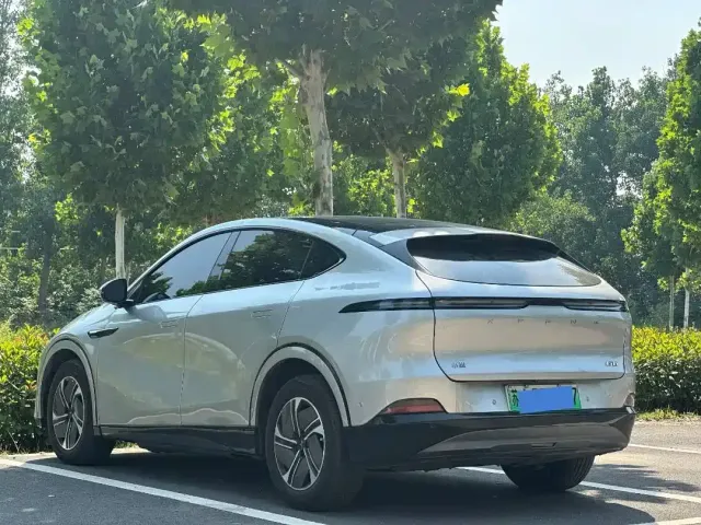 Xpeng G6 — Фото автомобиля 7