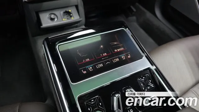 Audi A8 55 TFSI quattro Premium LWB — Фото автомобиля 18