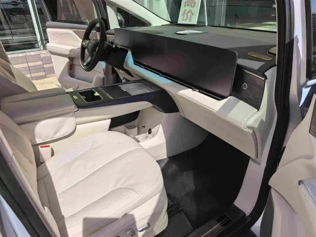 Buick Zhijing Shijia — Фото автомобиля 7