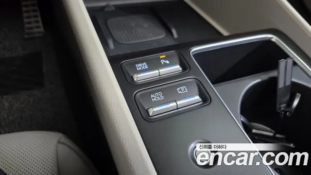 Hyundai Sonata — Фото автомобиля 25