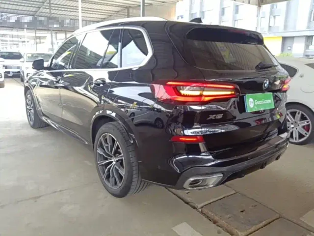 BMW X5 — Фото автомобиля 4
