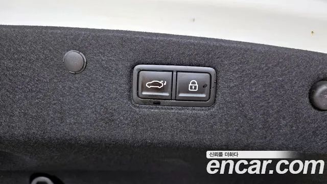 Kia K8 2.5 Бензин 2WD — Фото автомобиля 28