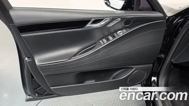 Genesis G80 RG3 — Фото автомобиля 13