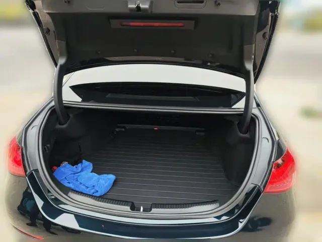 Mercedes-Benz C-Class — Фото автомобиля 15
