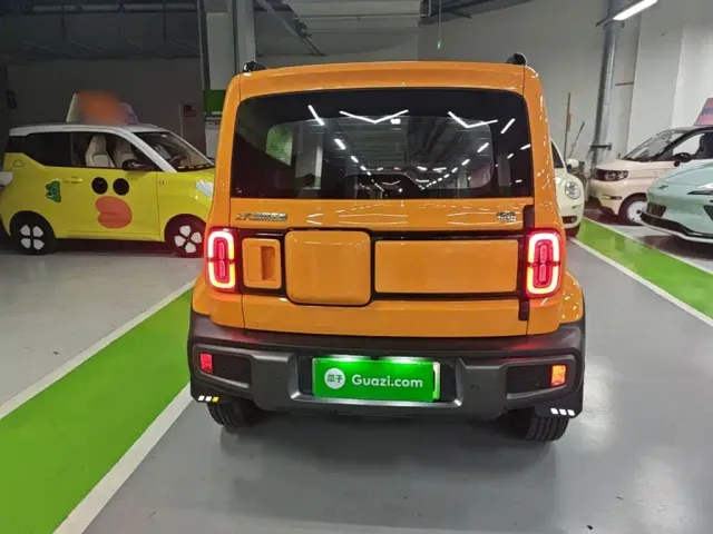 Baojun Yep — Фото автомобиля 5