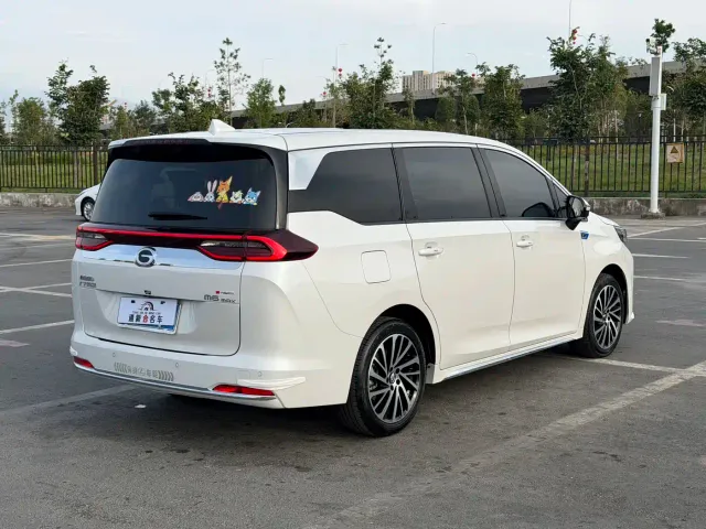 GAC Trumpchi M6 — Фото автомобиля 7