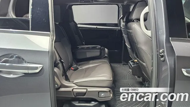 Honda Odyssey — Фото автомобиля 12