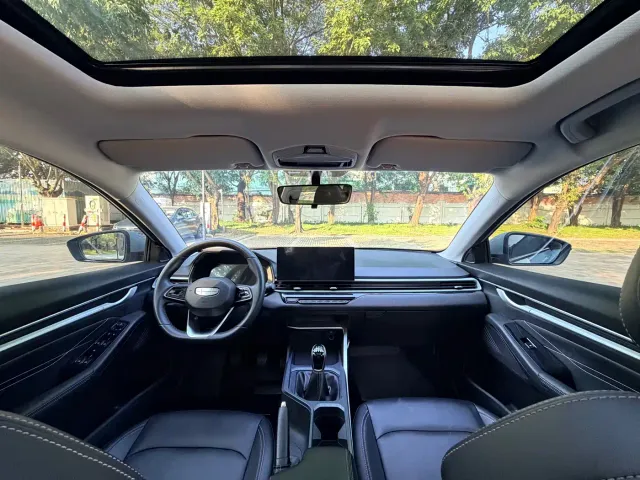 Geely Emgrand — Фото автомобиля 20