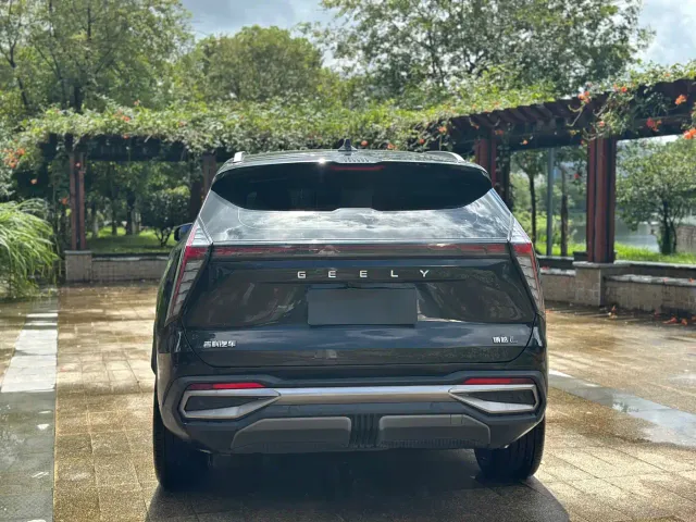 Geely Boyue L — Фото автомобиля 6
