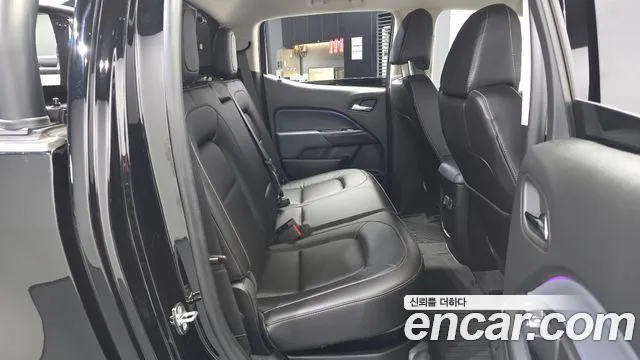 Chevrolet Colorado — Фото автомобиля 12