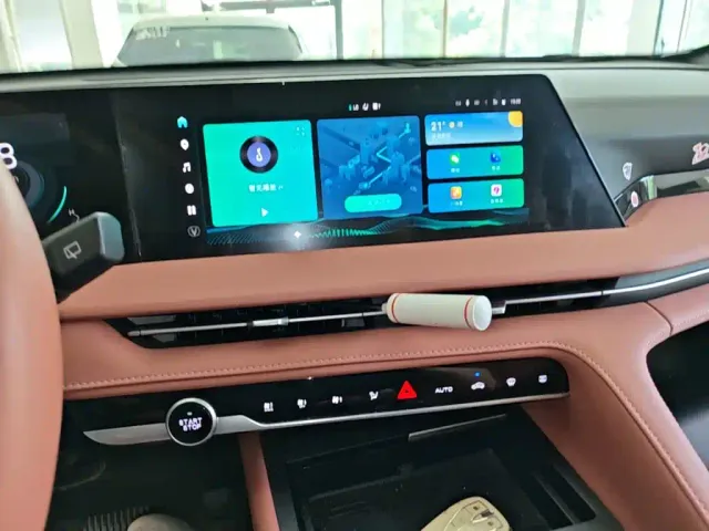 Changan CS75 Plus — Фото автомобиля 8