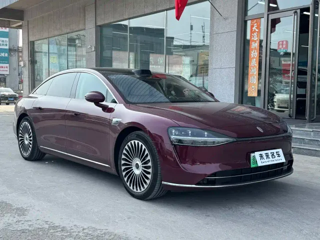 Stelato S9 — Фото автомобиля 3