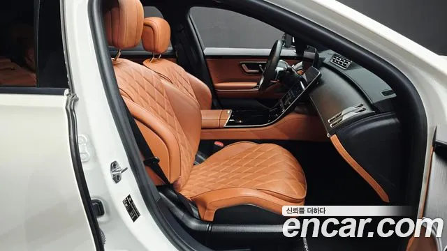 Mercedes-Benz S-Class — Фото автомобиля 26