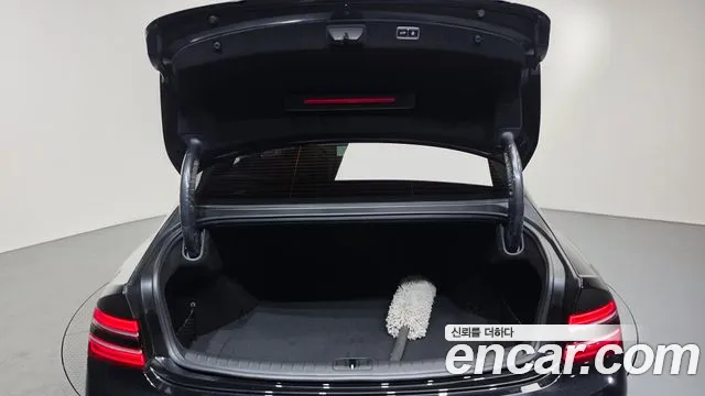 Genesis G80 RG3 — Фото автомобиля 24