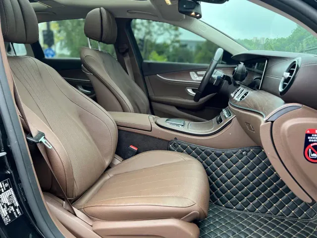 Mercedes-Benz E-Class — Фото автомобиля 15