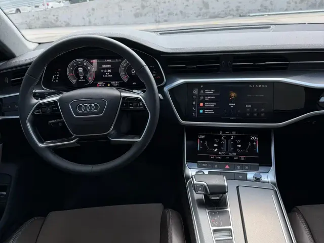 Audi A7L — Фото автомобиля 6