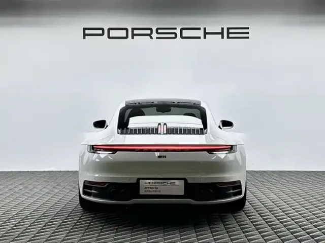 Porsche 911 — Фото автомобиля 5