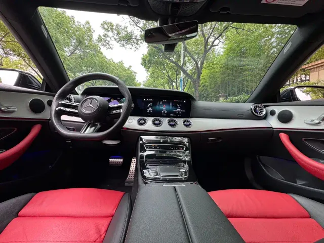 Mercedes-Benz E-Class — Фото автомобиля 13