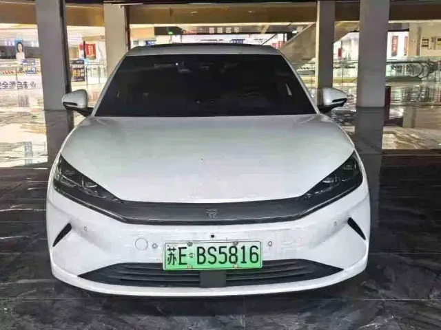 BYD Qin L — Фото автомобиля 3