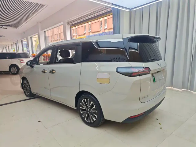 Wuling Starlight 730 — Фото автомобиля 25