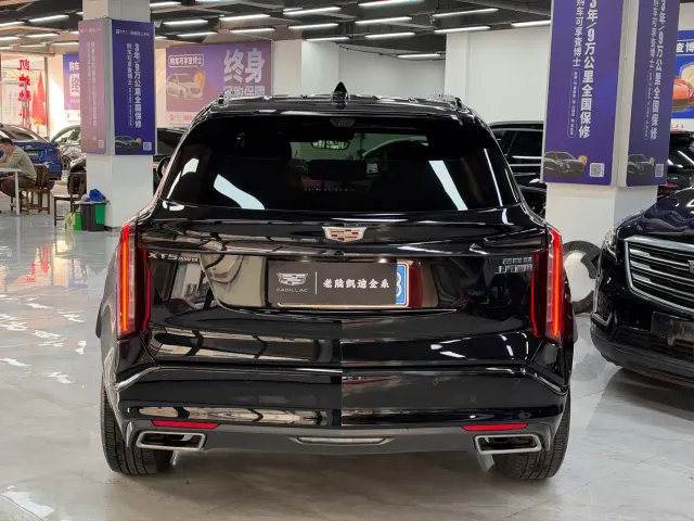 Cadillac XT5 — Фото автомобиля 4