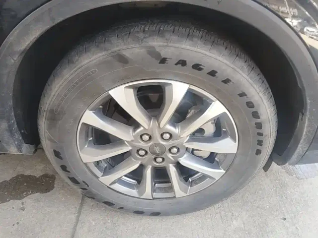 Ford Edge — Фото автомобиля 11