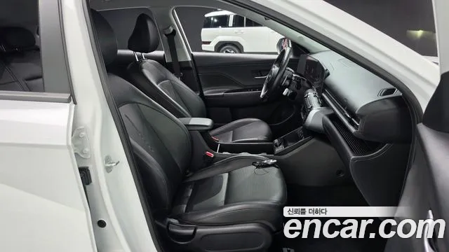 Hyundai Kona — Фото автомобиля 16
