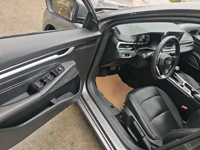 Geely Emgrand — Фото автомобиля 15