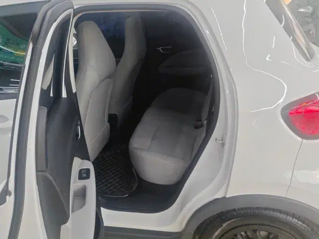Leapmotor Leapmotor T03 2023 403 Smart Edition — Фото автомобиля 11