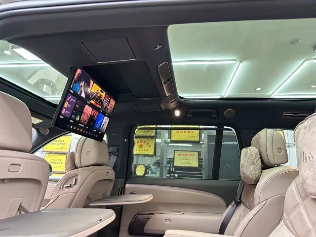 Li Auto L9 — Фото автомобиля 12