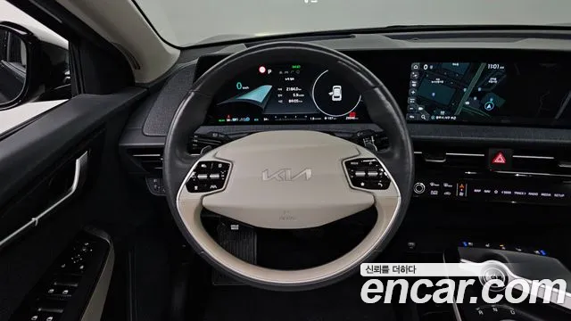 Kia EV6 — Фото автомобиля 13