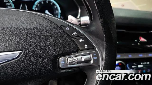 Genesis G80 Бензин 3.5 турбо AWD — Фото автомобиля 17