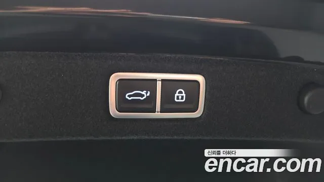 Hyundai Grandeur — Фото автомобиля 30