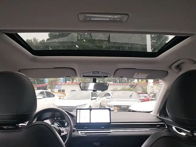 Geely Emgrand — Фото автомобиля 17