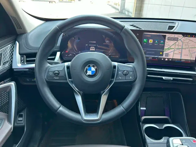 BMW X1 — Фото автомобиля 12