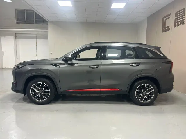 Changan CS75 Plus — Фото автомобиля 7