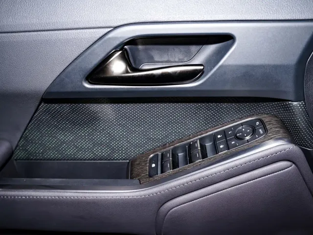 Lexus GX — Фото автомобиля 25