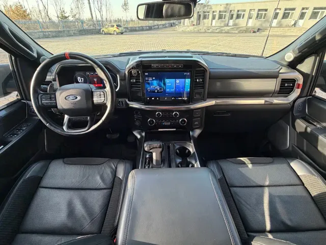 Ford F-150 Raptor — Фото автомобиля 11