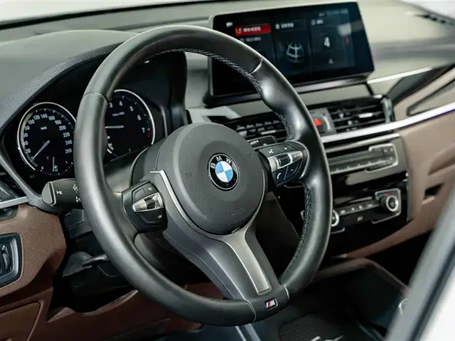 BMW X1 — Фото автомобиля 10