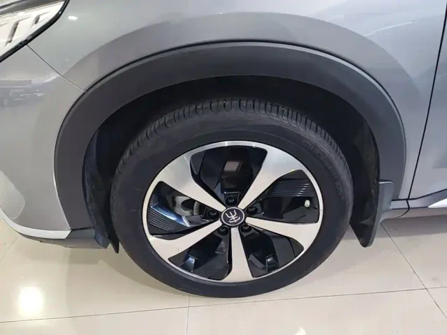 BYD Song PLUS — Фото автомобиля 22