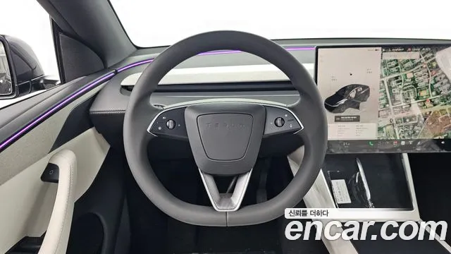 Tesla Model Y — Фото автомобиля 14