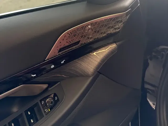 BMW 5 Series — Фото автомобиля 6