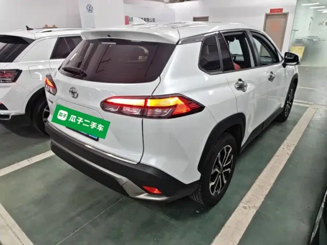 Toyota Frontlander — Фото автомобиля 6