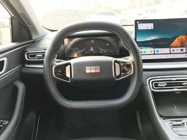 Geely Galaxy Stellar 6 — Фото автомобиля 6