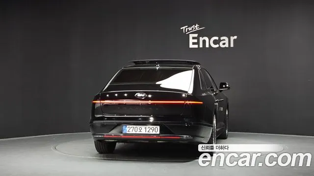 Hyundai Grandeur Grandeur (GN7) 3.5 Бензин 2WD — Фото автомобиля 3