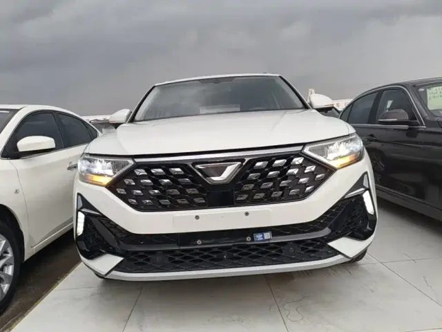 Jetta VS5 — Фото автомобиля 2