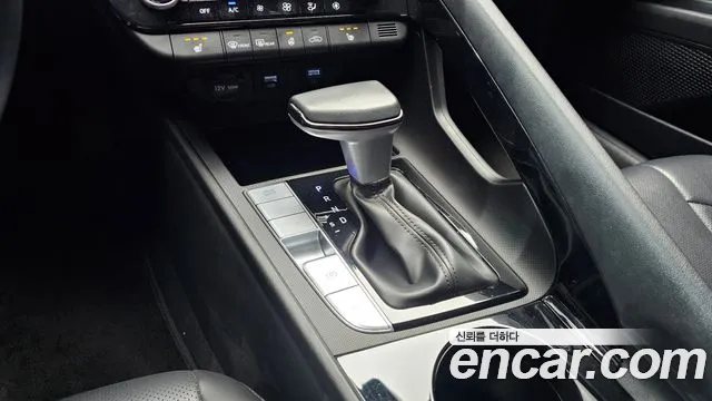 Hyundai Avante CN7 — Фото автомобиля 12