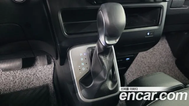 Hyundai Staria Staria — Фото автомобиля 9